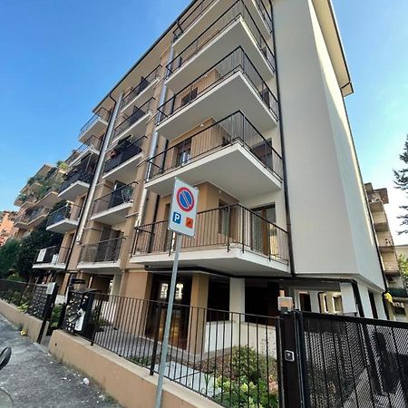 Apartamento La Maison De Nini Verona Exterior foto